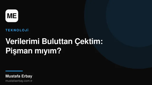 Bir sunucu odasında sunucu raflarını inceleyen bir teknisyen