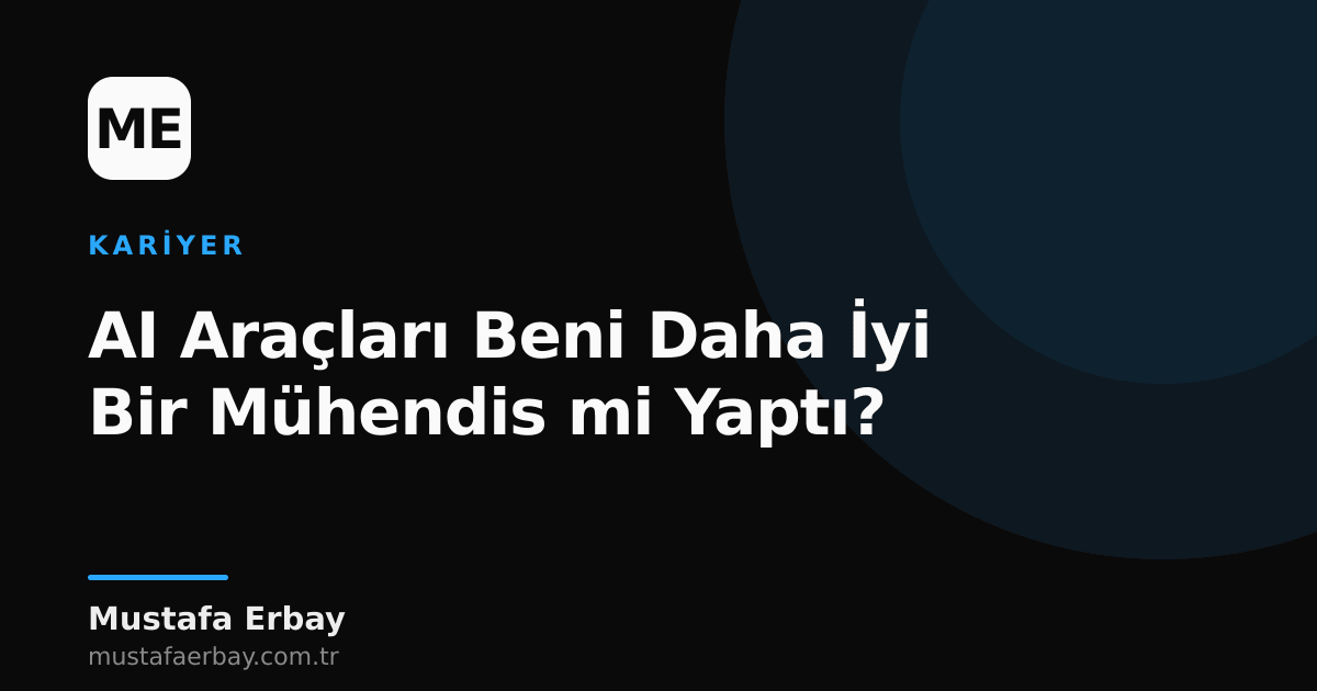 Bir mühendis masasında, elinde kalem ve defter varken, önünde parlak bir yapay zeka arayüzü olan bir bilgisayar ekranına bakıyor.