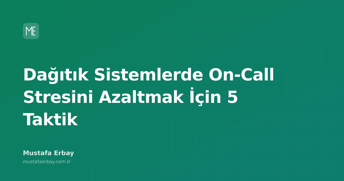Bir kişinin bilgisayar başında endişeli bir şekilde oturduğu, etrafında uyarı ışıkları ve sistem diyagramları bulunan bir sahne.