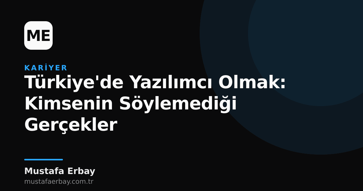 Türkiye haritası üzerinde kod parçacıkları ve bir klavye, yazılımcı olmanın zorluklarını ve fırsatlarını simgeliyor.