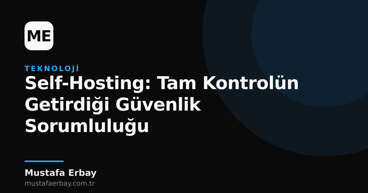 Bir sunucu odasında yer alan network cihazları ve sunucular, self-hosting konseptini temsil eden teknik bir görsel.