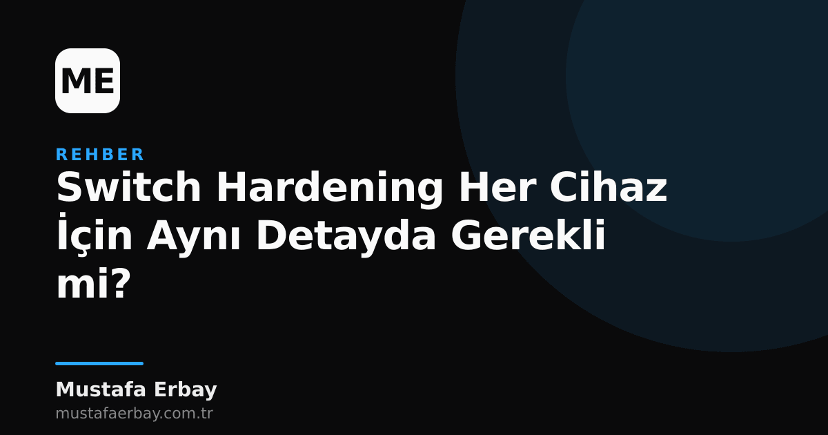 Ağ anahtarı (switch) üzerinde yapılandırma ekranını gösteren bir bilgisayar monitörü